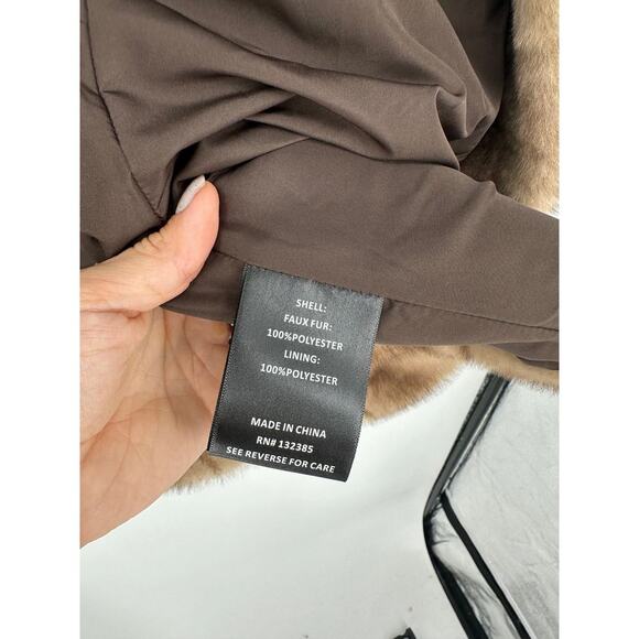 Love Token Faux Fur Striped Coat NWT - Picture 6 of 7